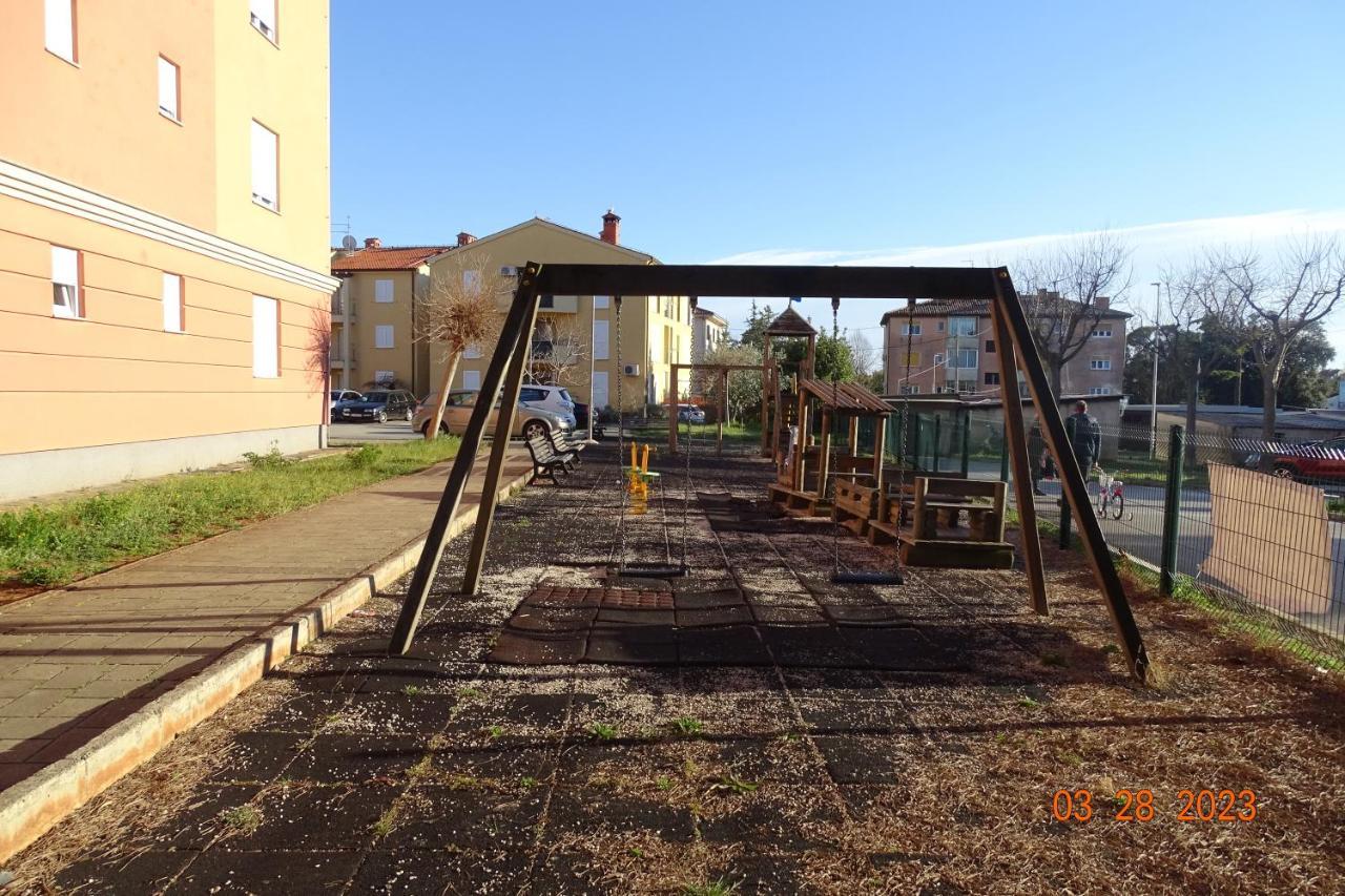Apart Centar Umag Edda Joakima Rakovca 7 E 52470-Umag Exterior photo